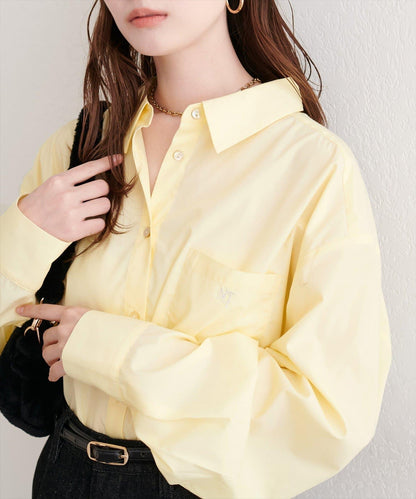 帶口袋刺繡寬鬆襯衫