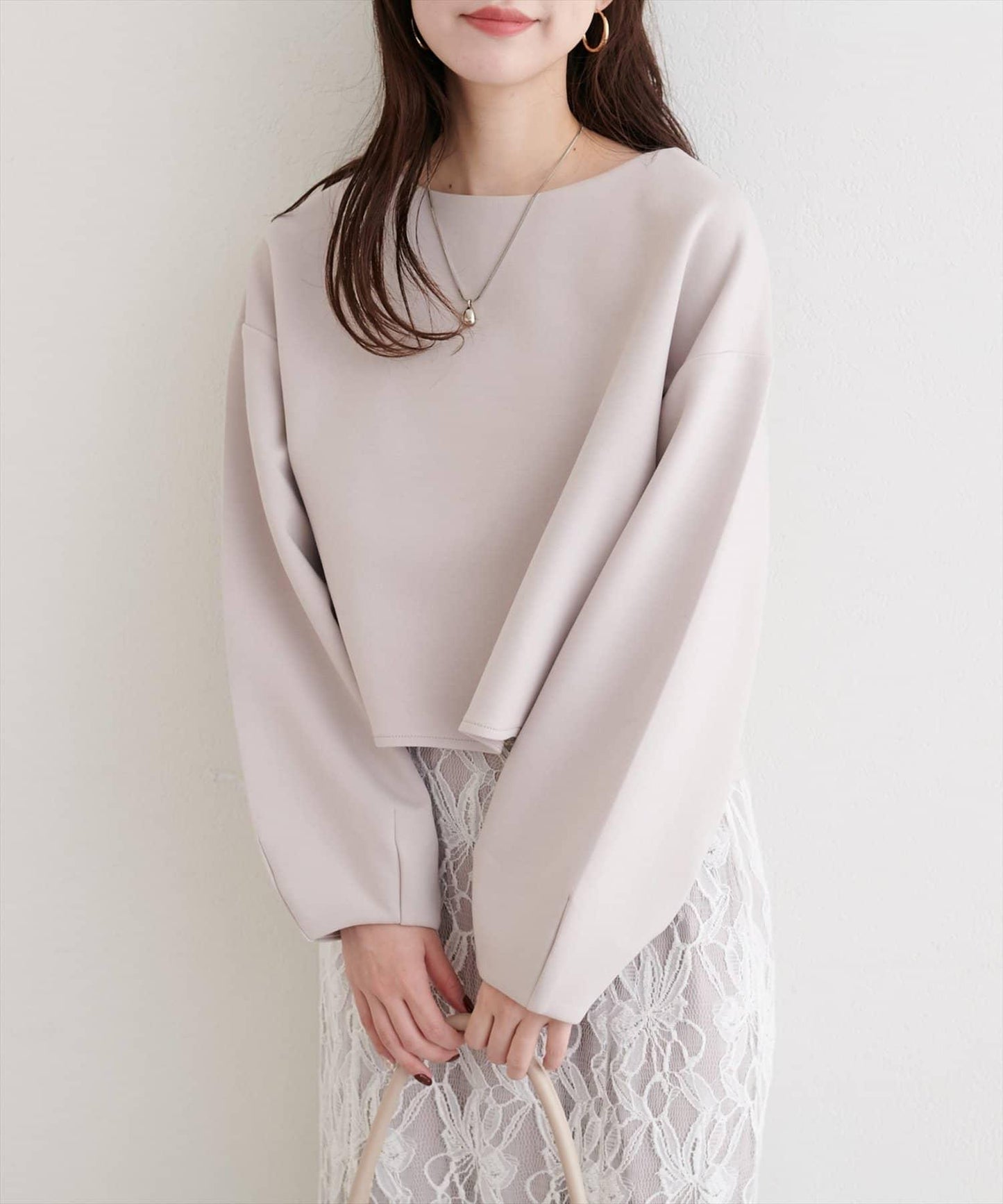 短款連帽衛衣+荷葉邊吊帶套裝