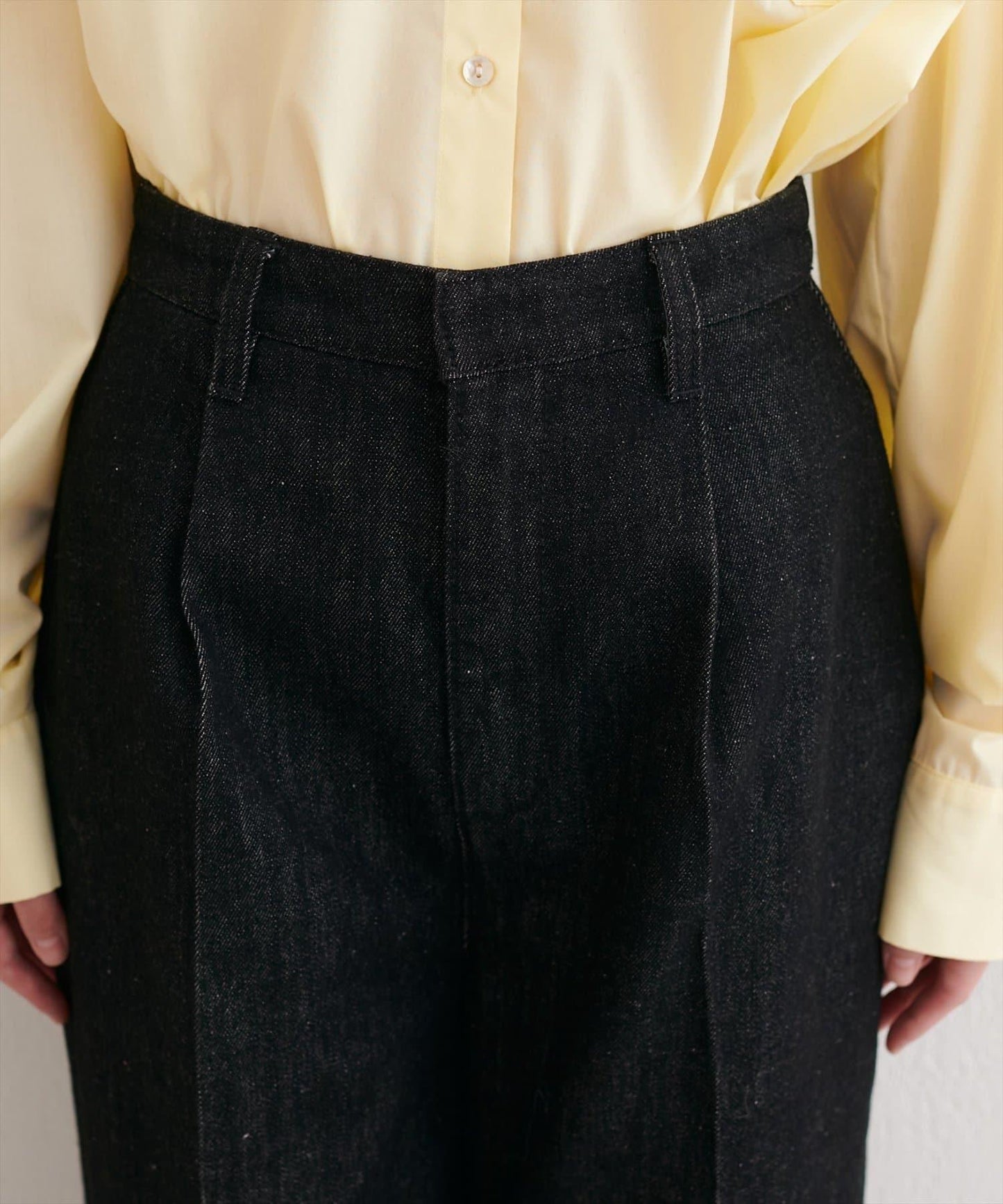 中縫壓線牛仔褲