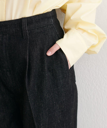 中縫壓線牛仔褲