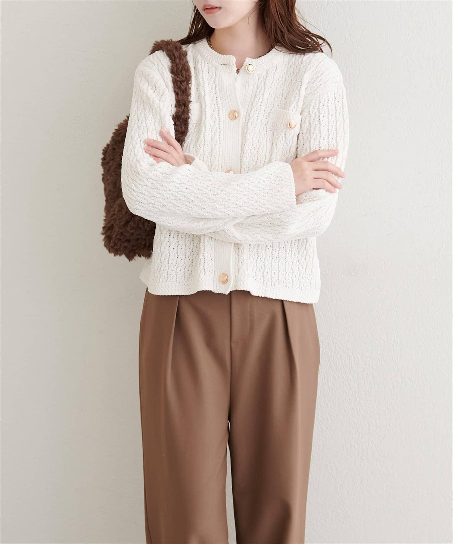 金色紐扣天鵝絨絨線麻花針織開衫