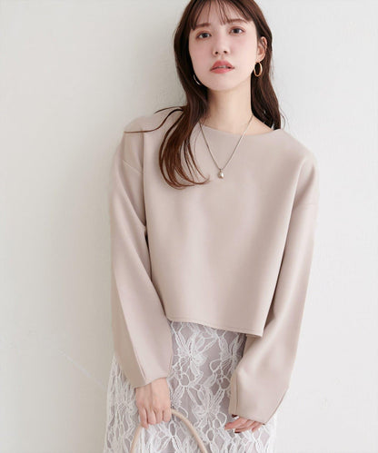 短款連帽衛衣+荷葉邊吊帶套裝