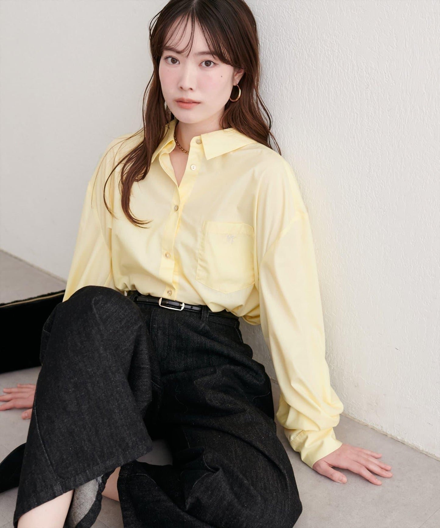 帶口袋刺繡寬鬆襯衫