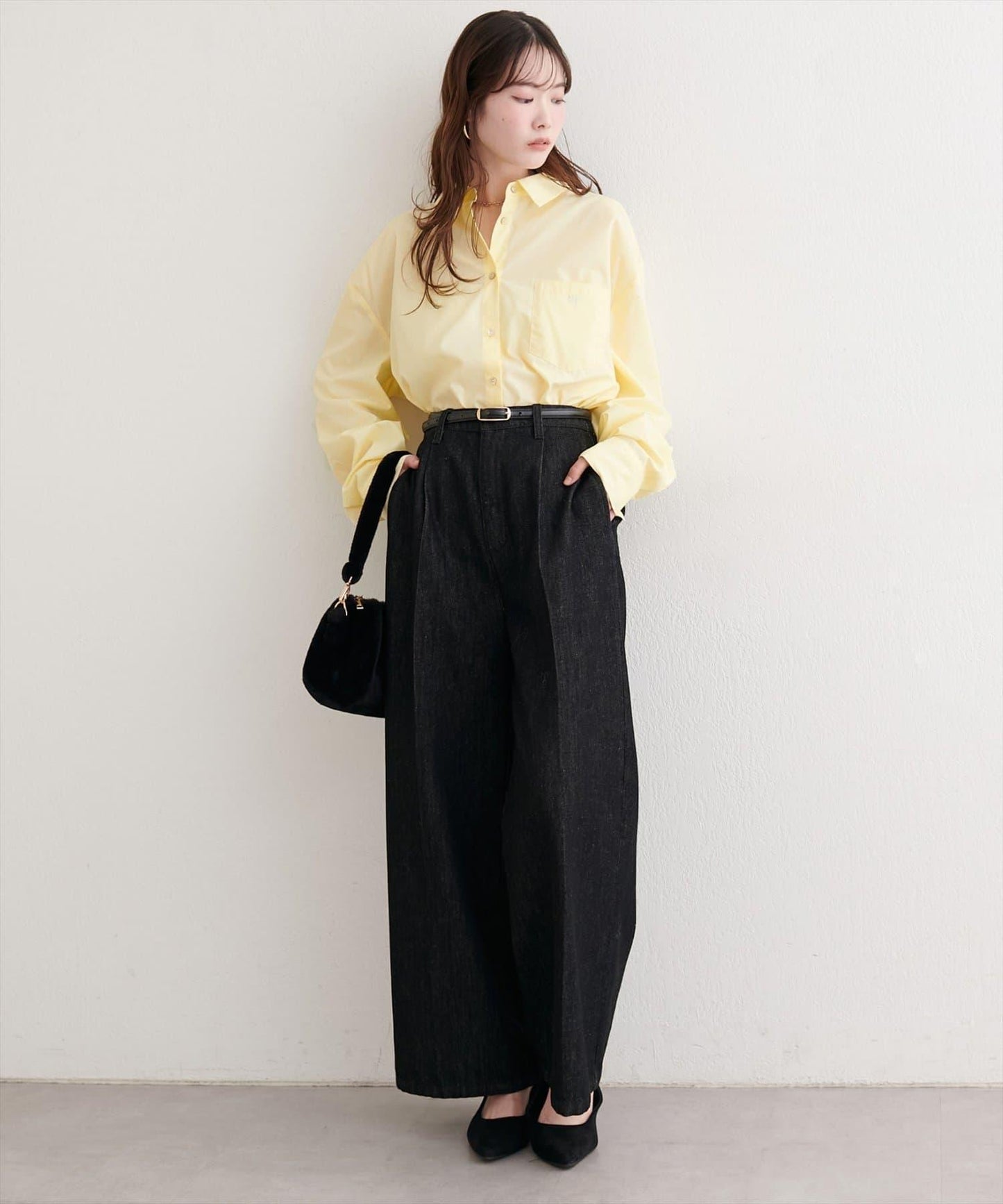 帶口袋刺繡寬鬆襯衫