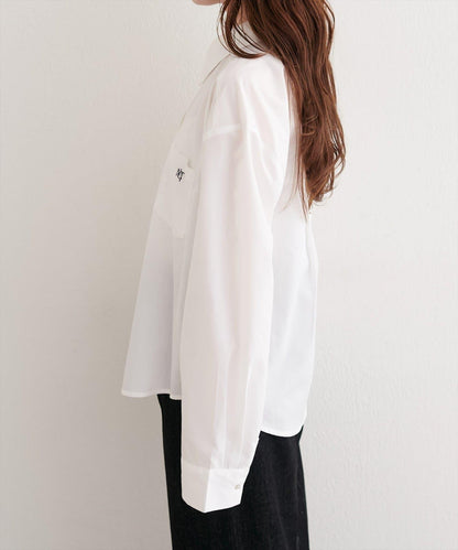 帶口袋刺繡寬鬆襯衫