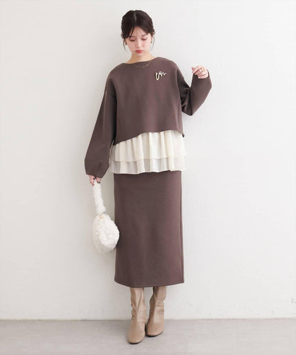 短款連帽衛衣+荷葉邊吊帶套裝