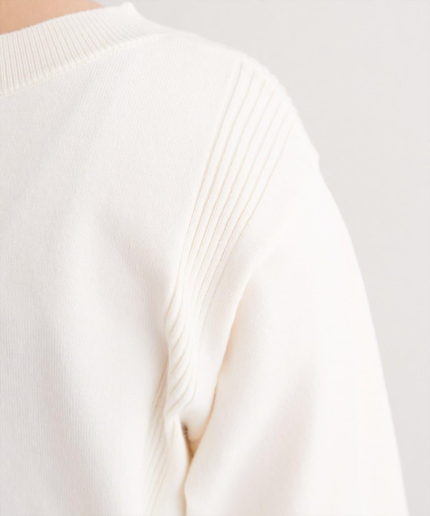 可拆卸下襬荷葉邊針織衫