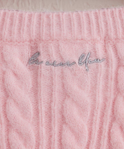 柔軟蓬鬆麻花針織套頭衫