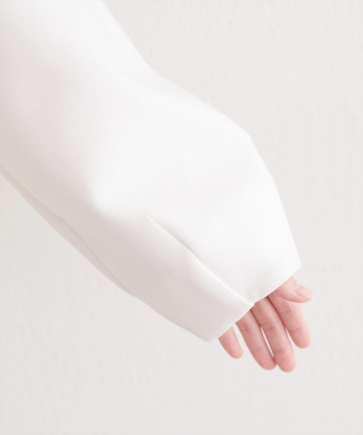 短款連帽衛衣+荷葉邊吊帶套裝