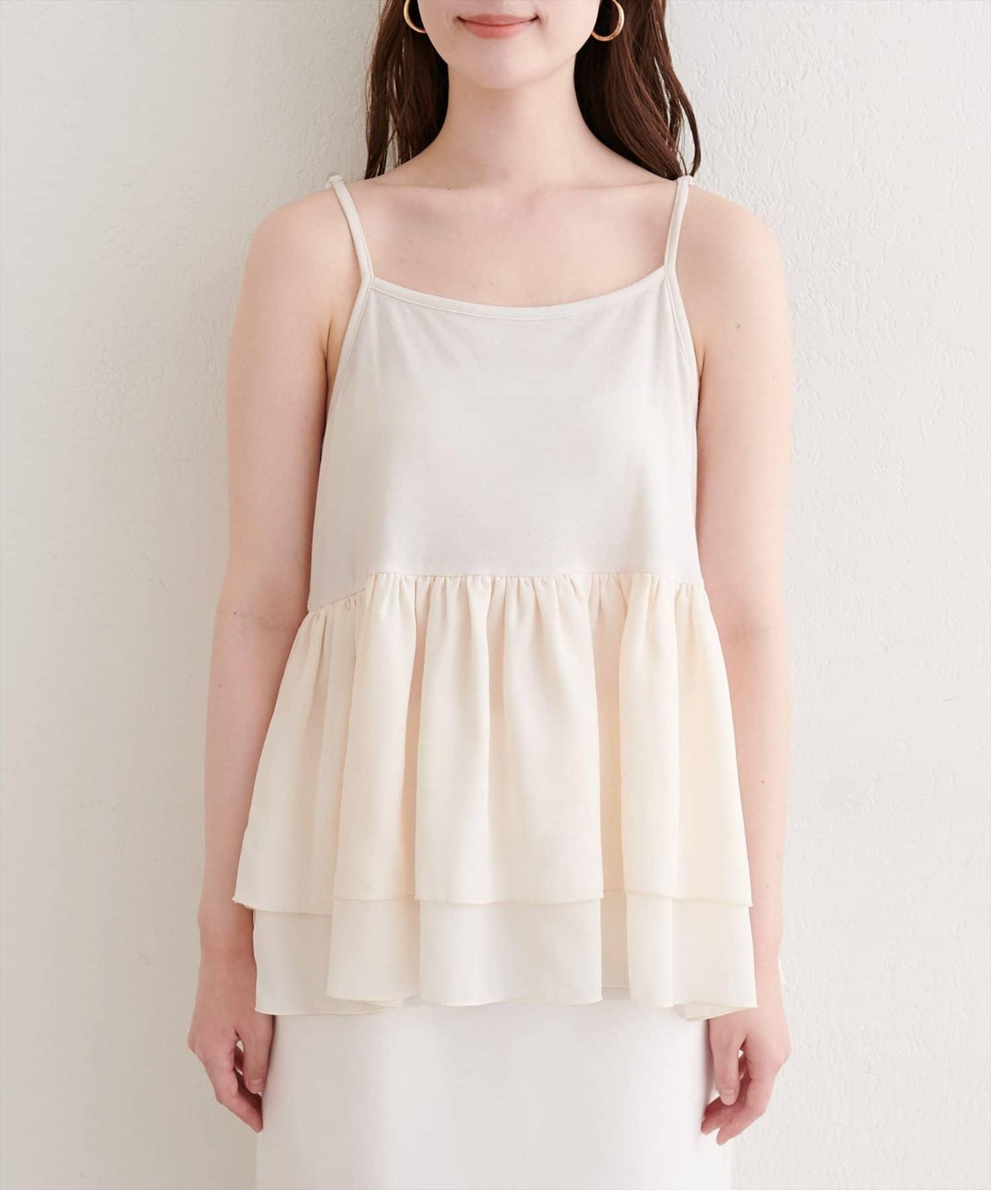 短款連帽衛衣+荷葉邊吊帶套裝