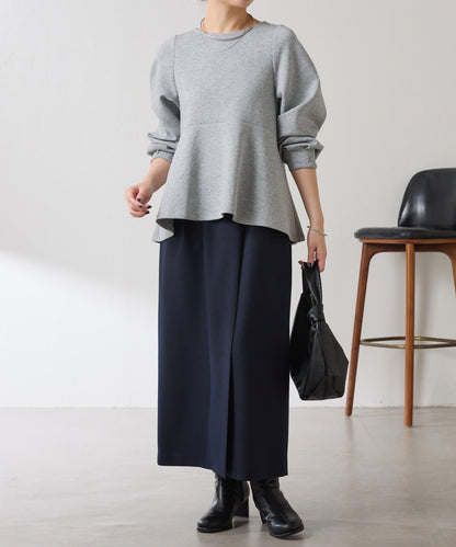 【顯瘦/顯腿長效果】袖部裝飾短款荷葉邊上衣