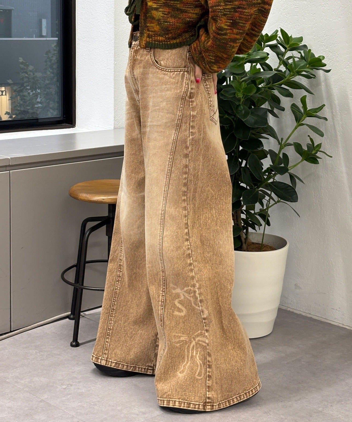 蝴蝶結拔染印花牛仔褲