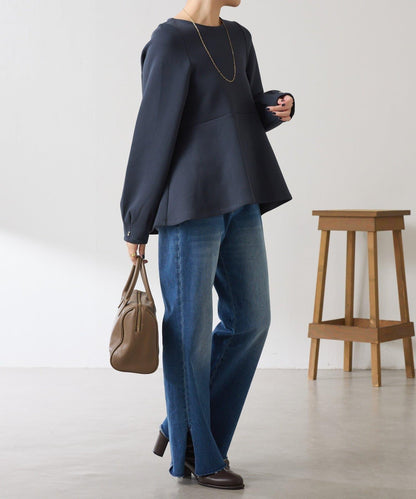 【顯瘦/顯腿長效果】袖部裝飾短款荷葉邊上衣