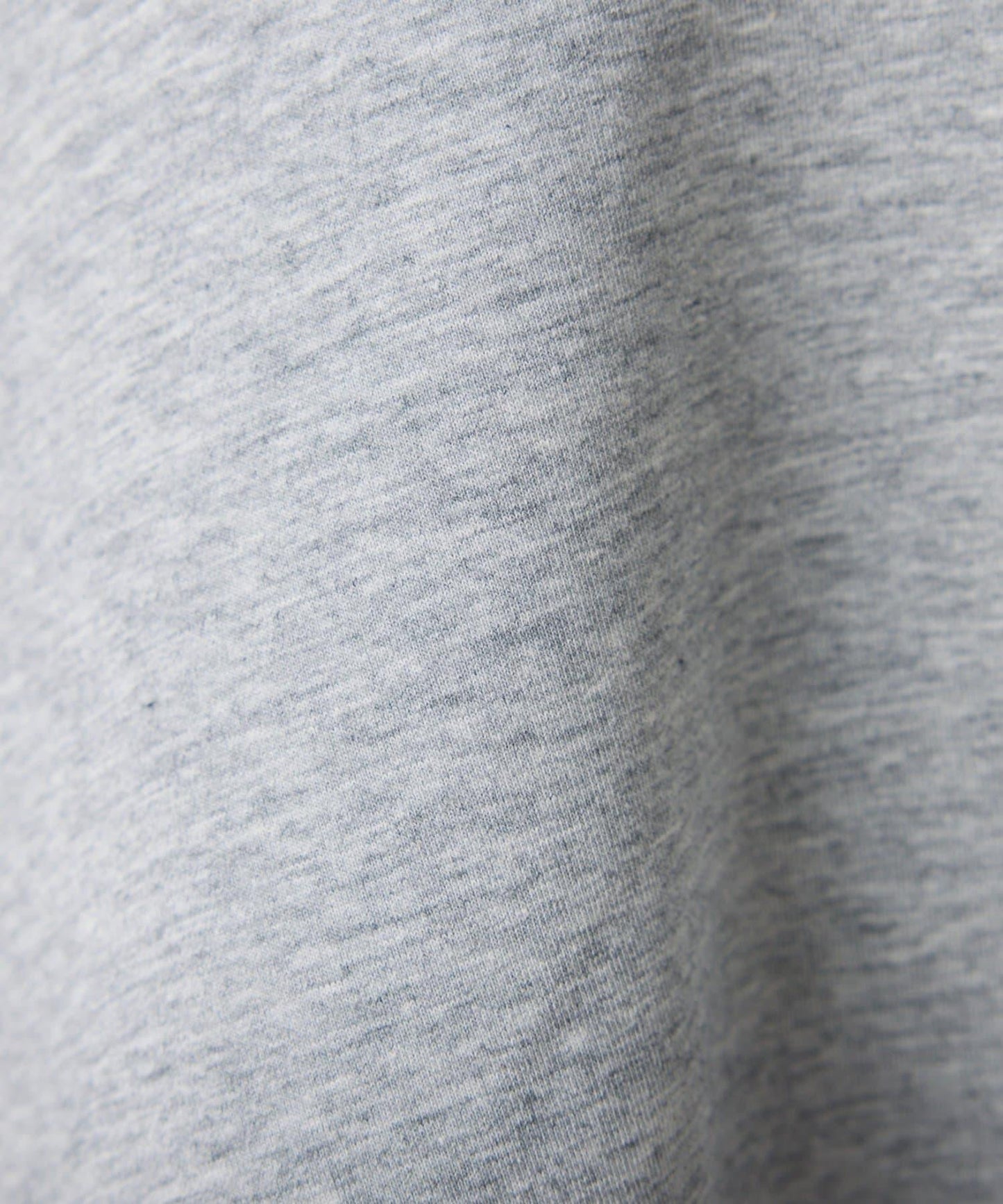 【顯瘦/顯腿長效果】袖部裝飾短款荷葉邊上衣