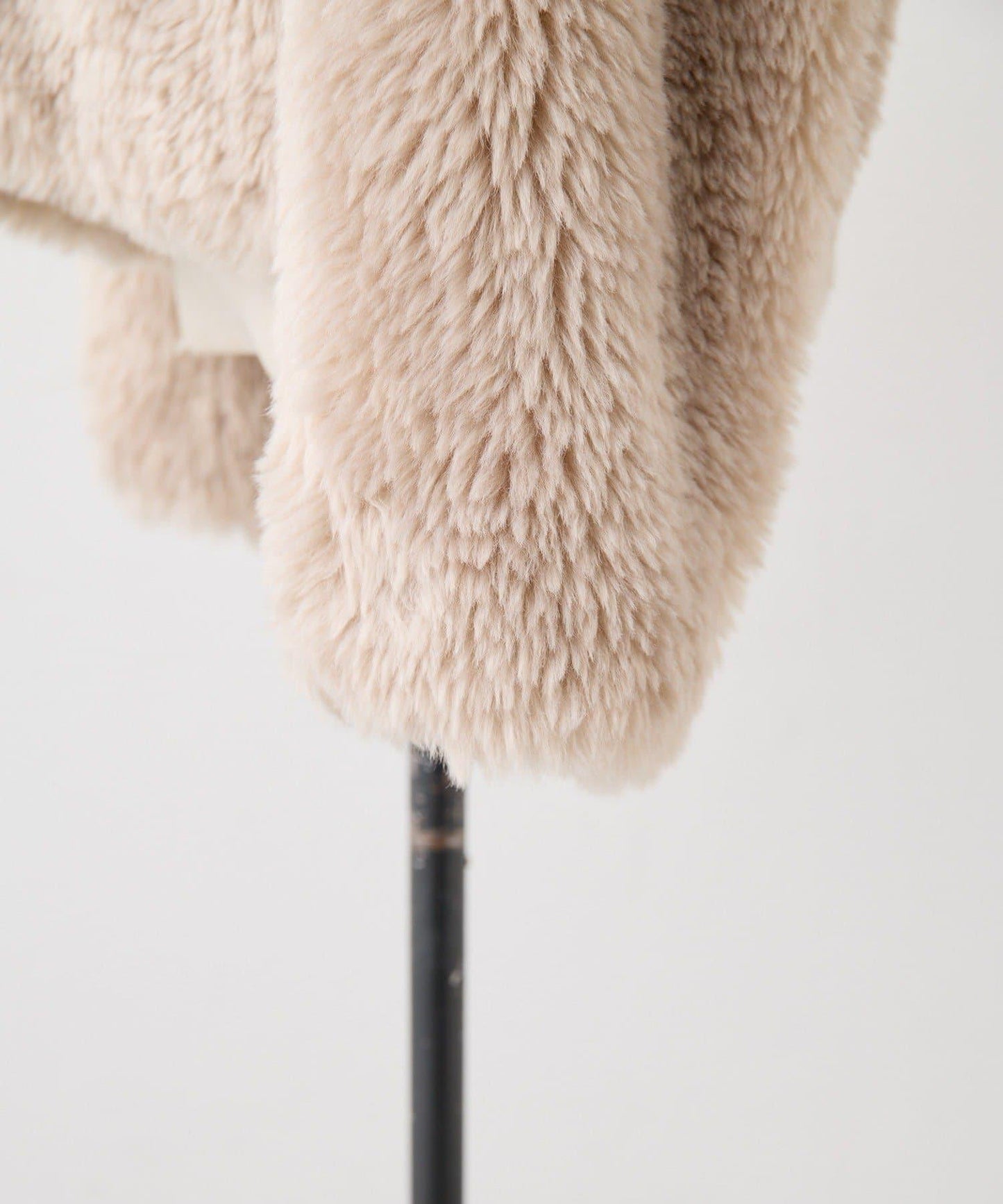 帶內襯/短款仿托斯卡納皮草夾克/毛絨外套【SUM1 STYLE(スミスタイル)】