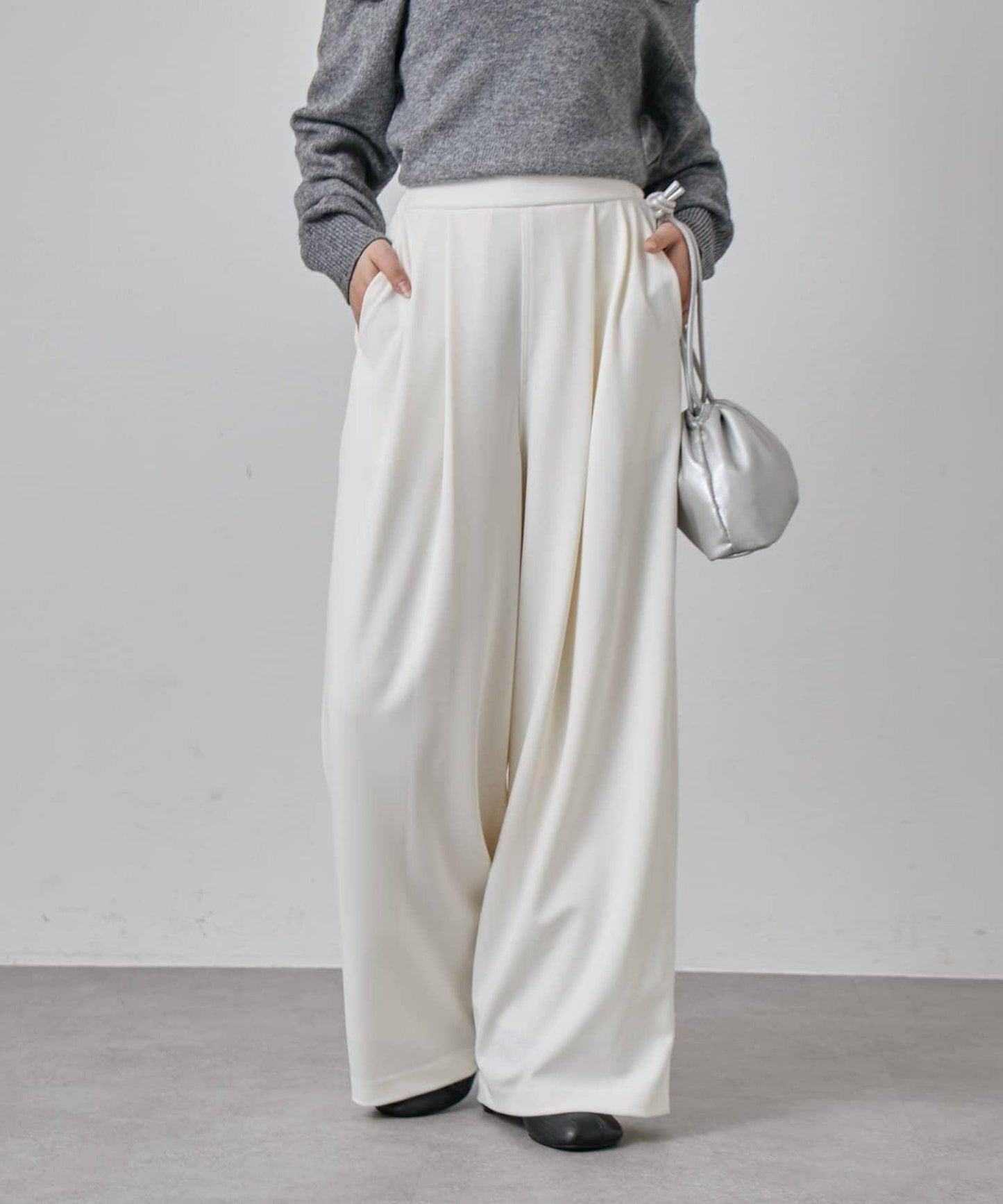 雙褶寬鬆長褲