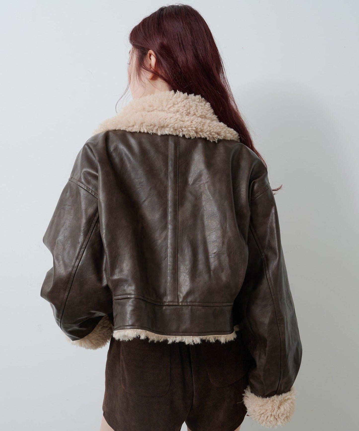 羊羔絨飛行夾克