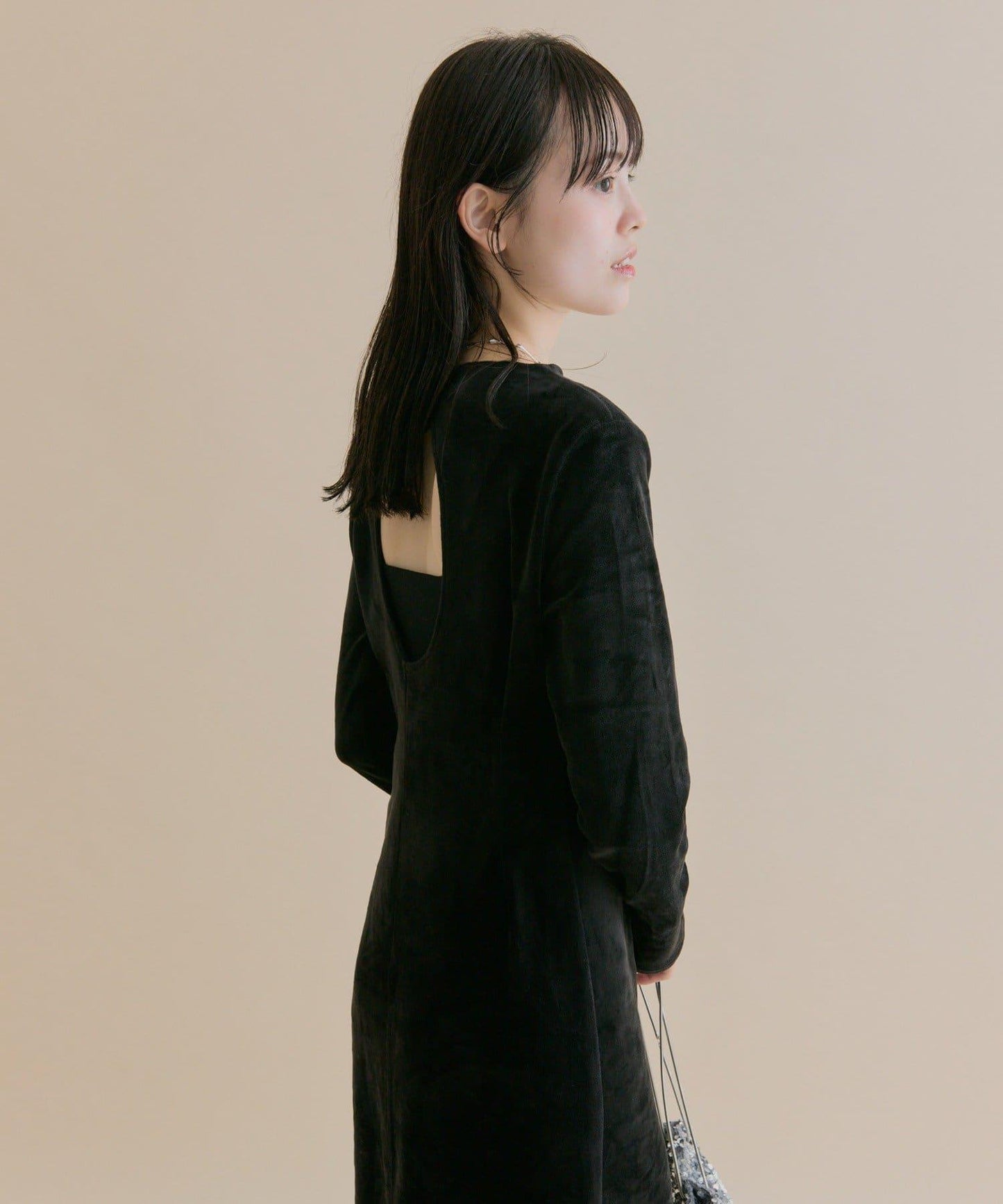 11/1（週六）12:00開始！【數量限定】【森川企畫】後背開口天鵝絨連衣裙