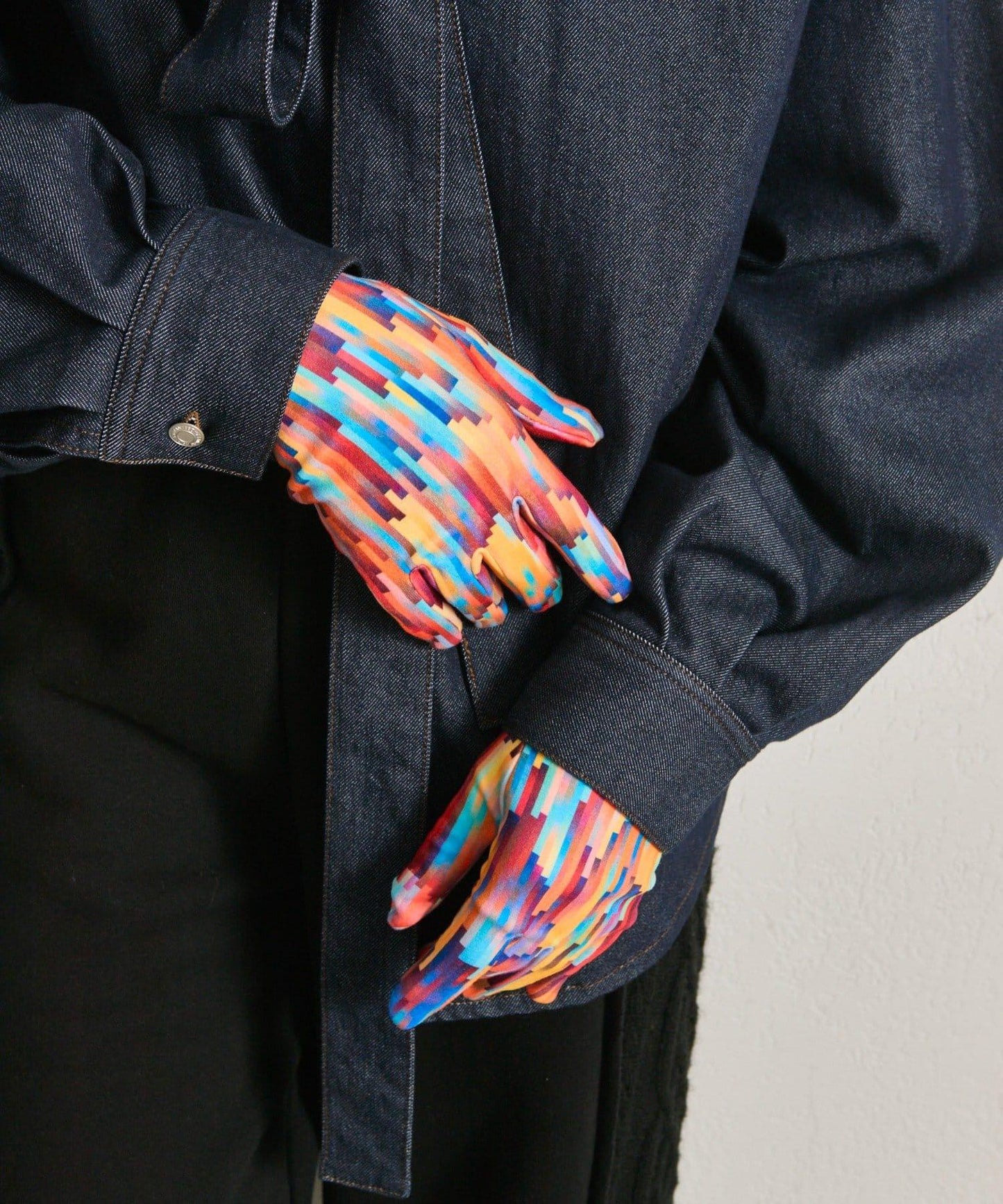 【CRISPINO VALENTINO】全印花手套