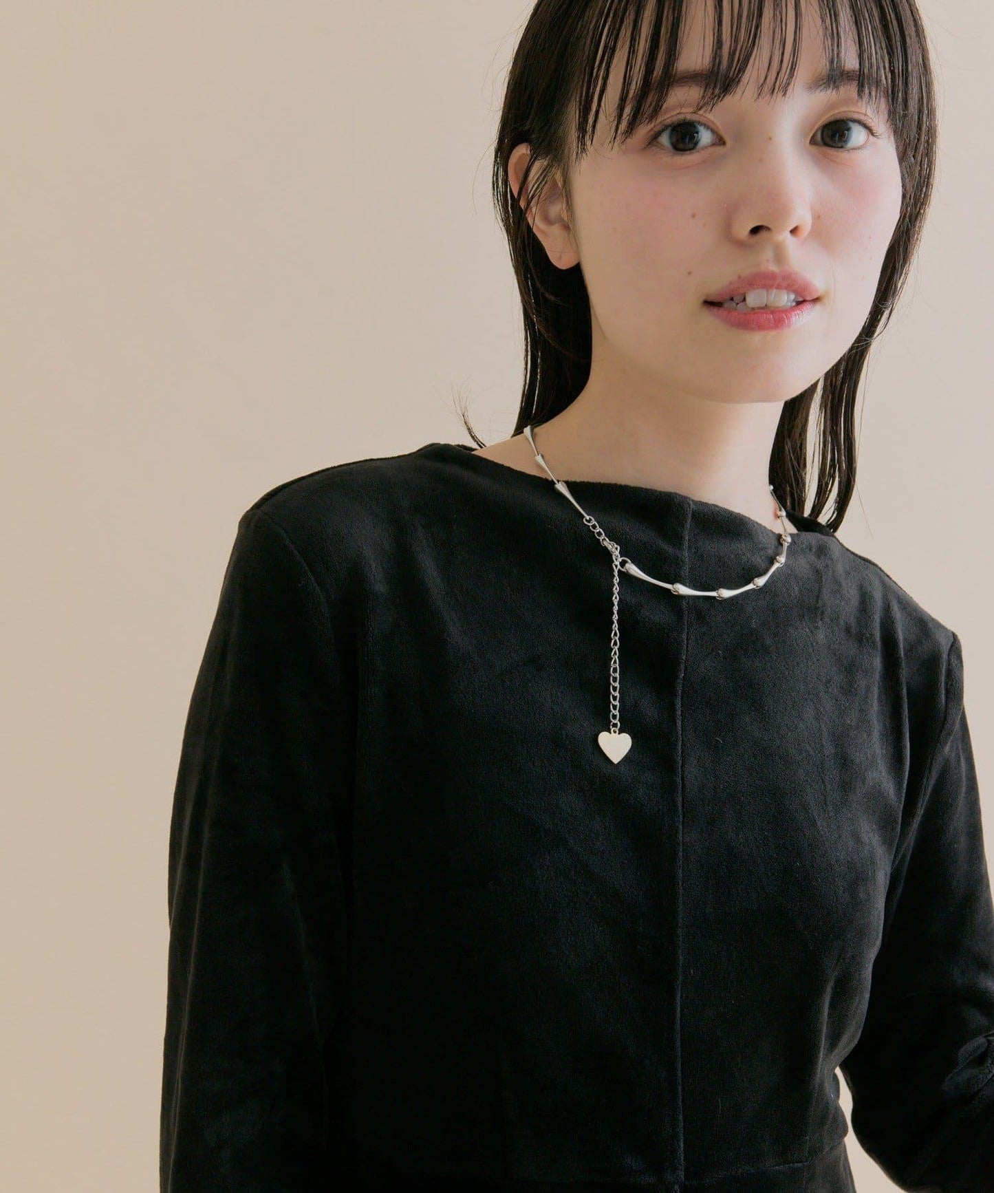 11/1（週六）12:00開始！【數量限定】【森川企畫】後背開口天鵝絨連衣裙