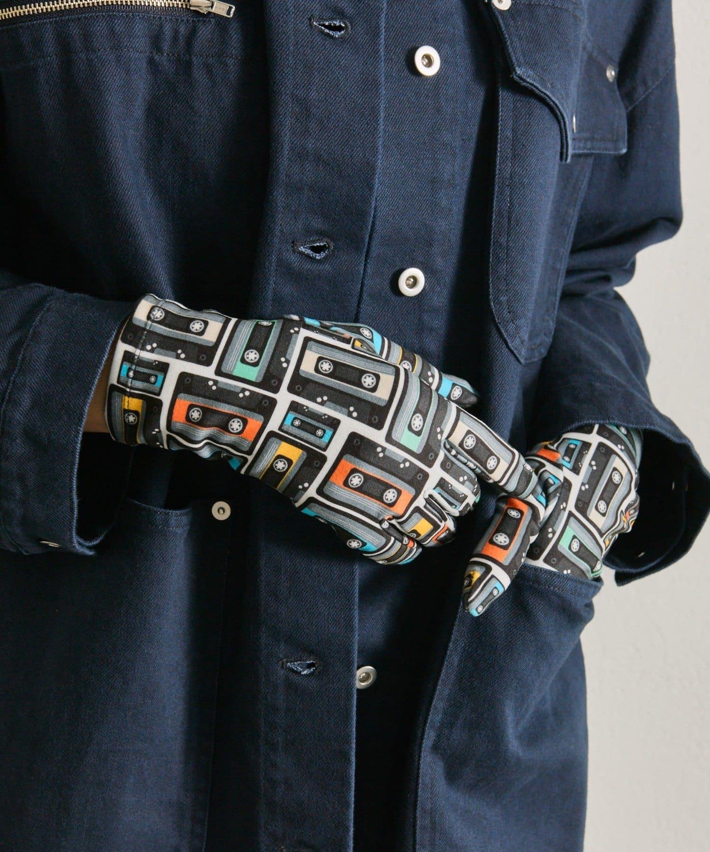 【CRISPINO VALENTINO】全印花手套