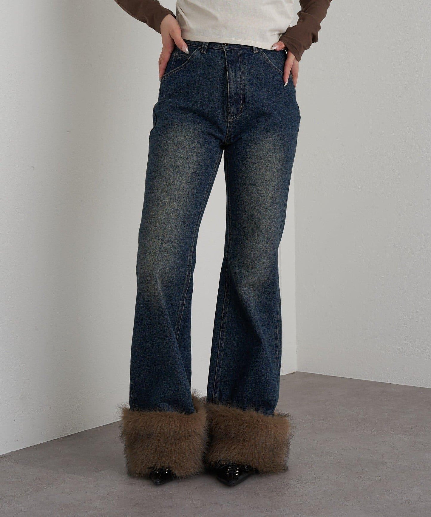 可拆卸毛絨拼接牛仔喇叭褲