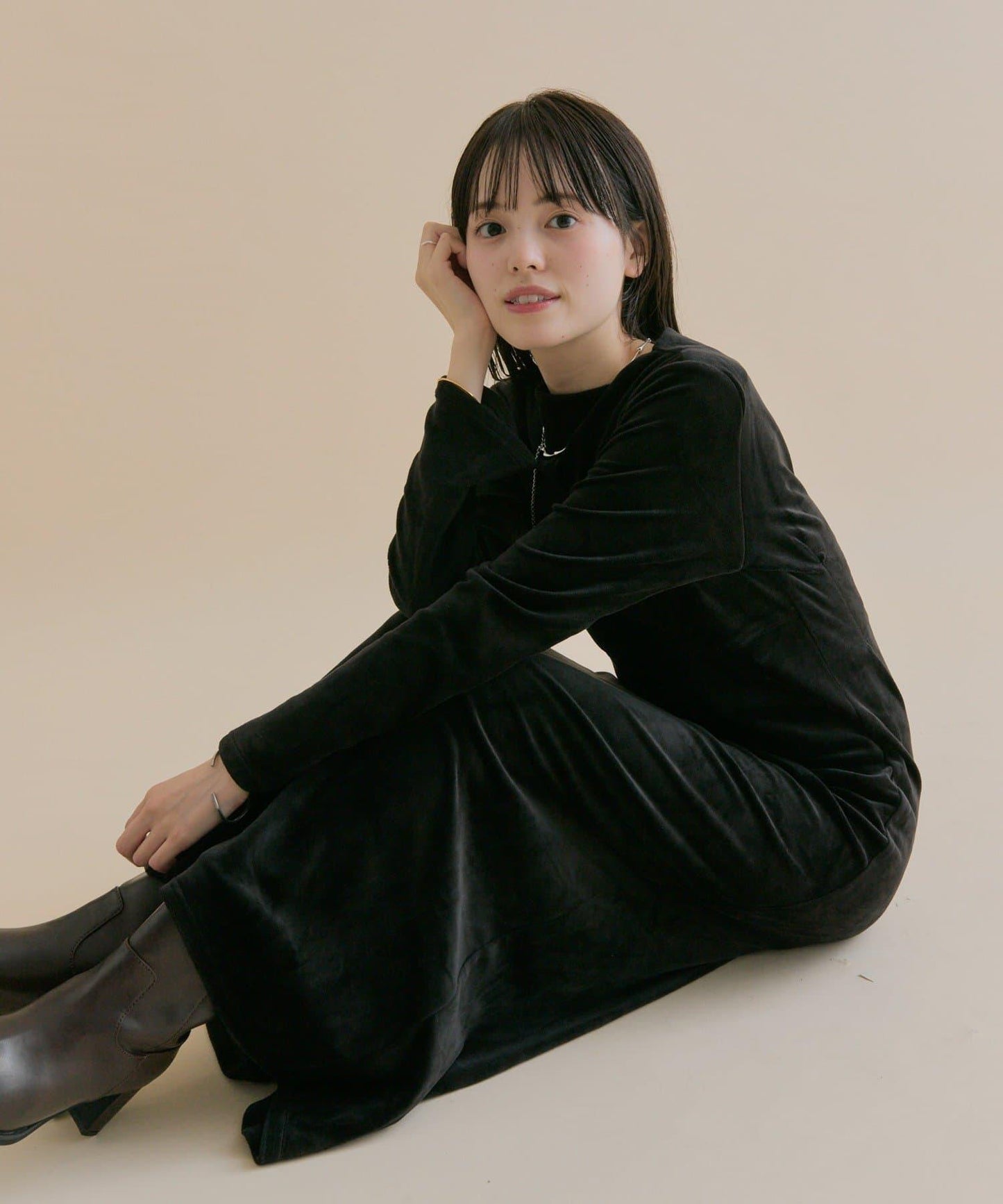 11/1（週六）12:00開始！【數量限定】【森川企畫】後背開口天鵝絨連衣裙