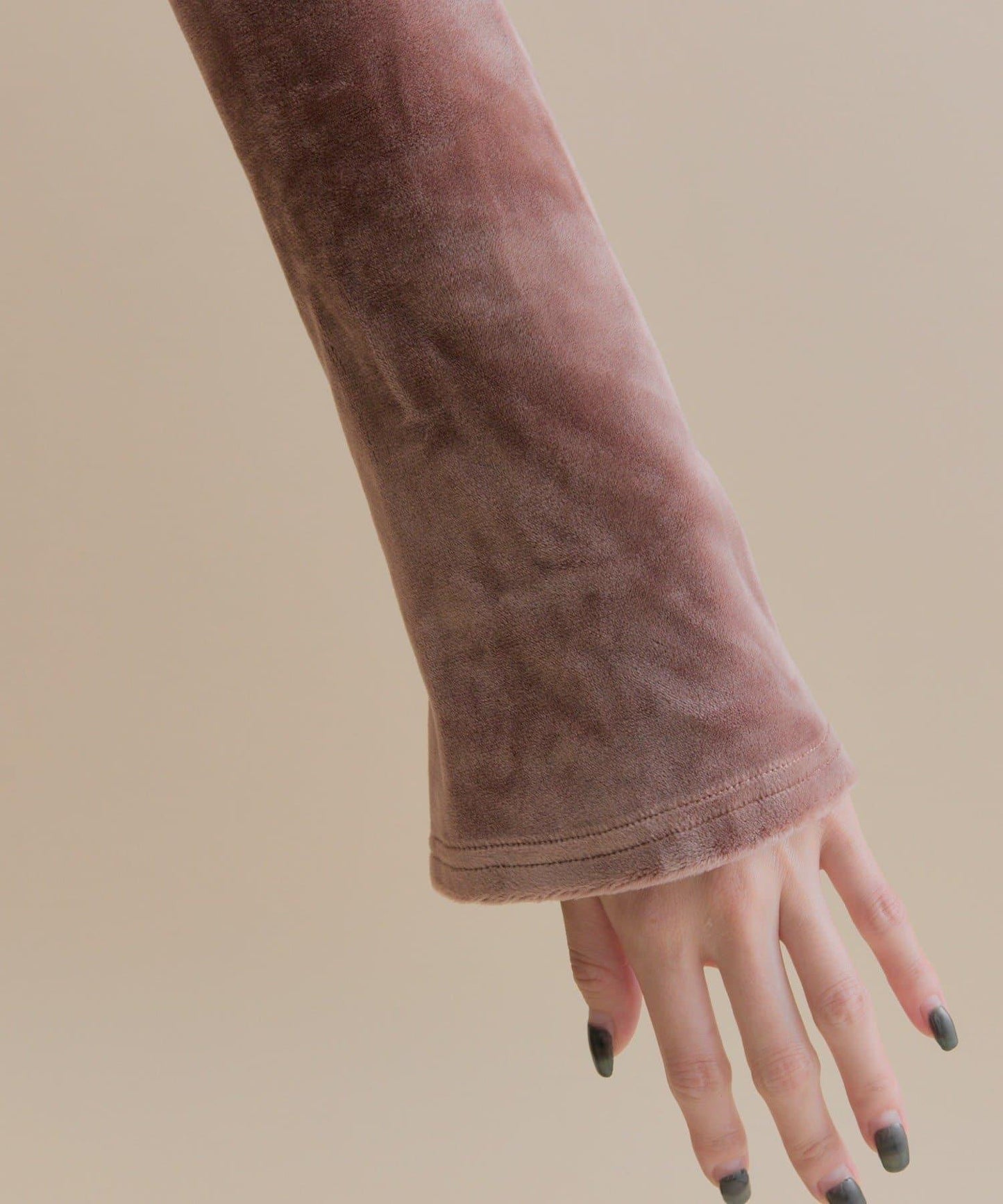 11/1（週六）12:00開始！【數量限定】【森川企畫】後背開口天鵝絨連衣裙