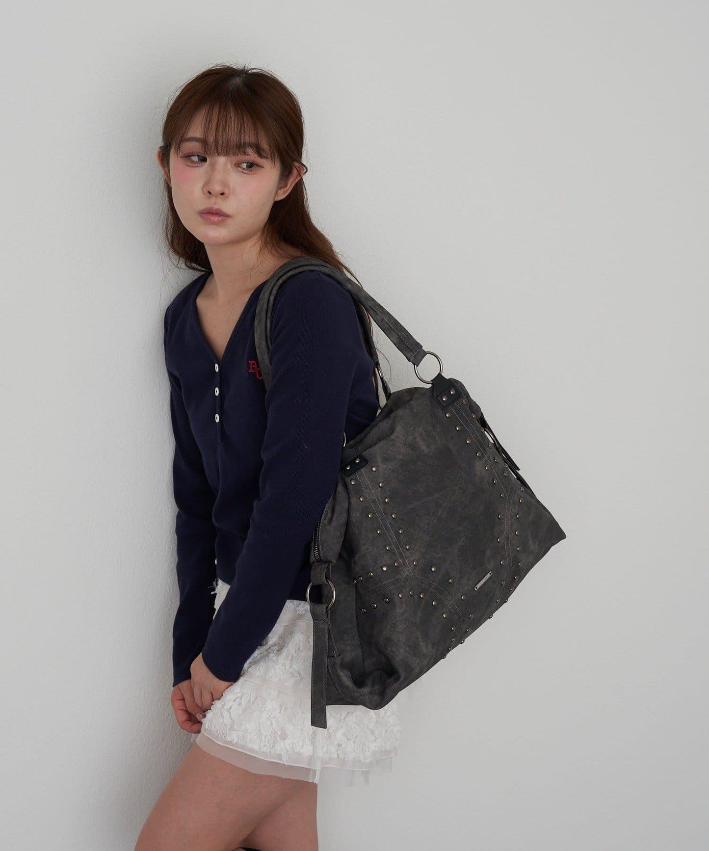 鉚釘裝飾托特包