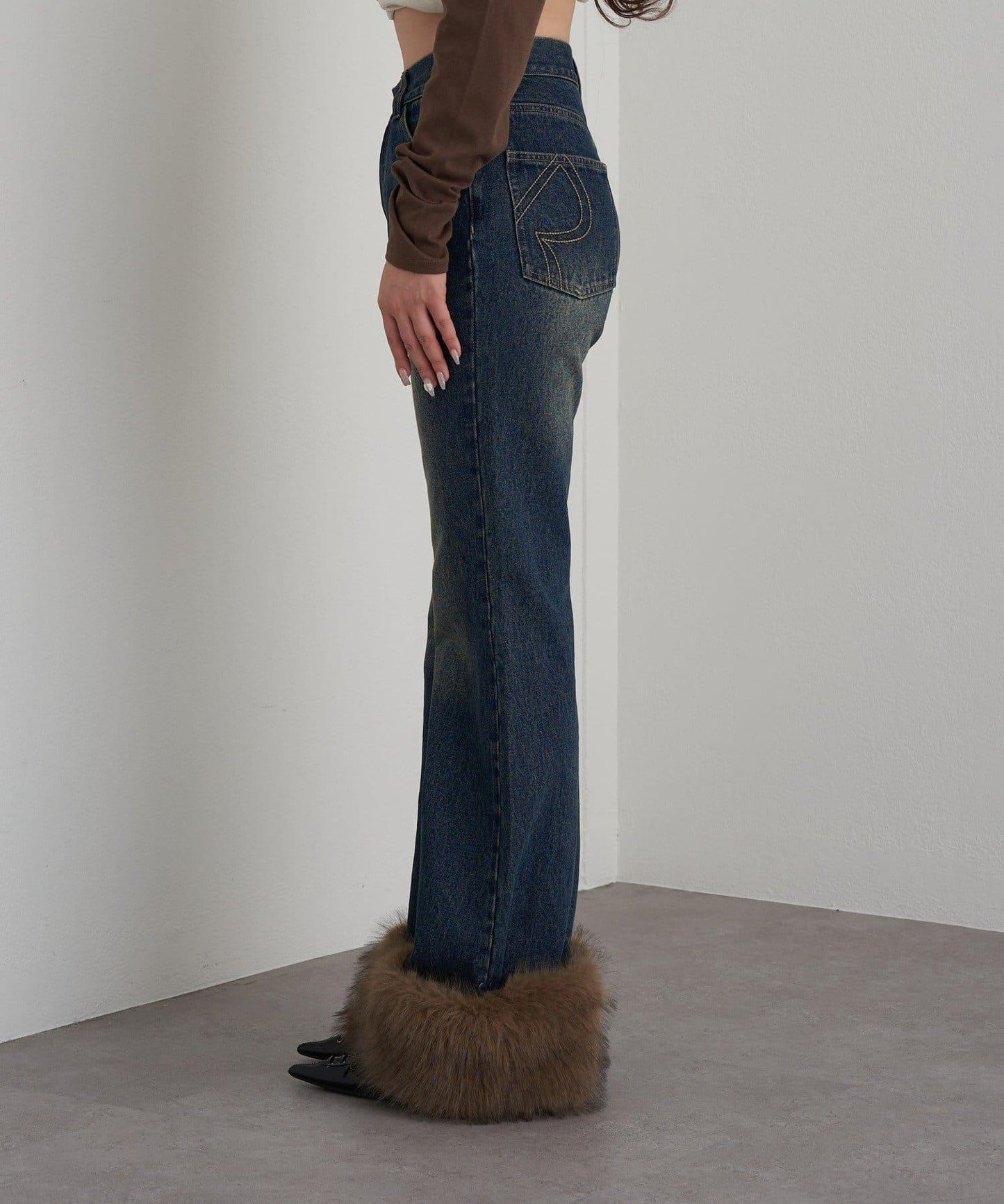 可拆卸毛絨拼接牛仔喇叭褲