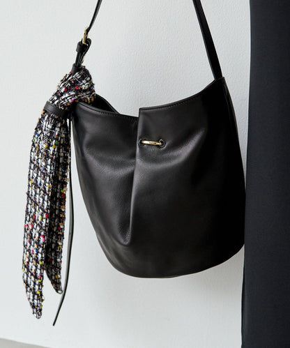 附絲巾皮革兩用單肩包