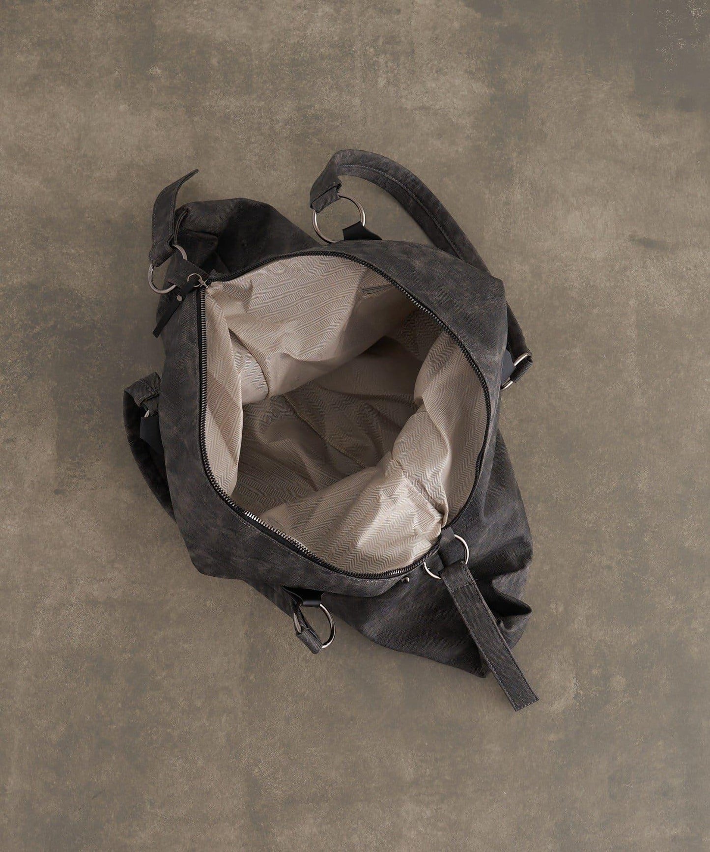 鉚釘裝飾托特包