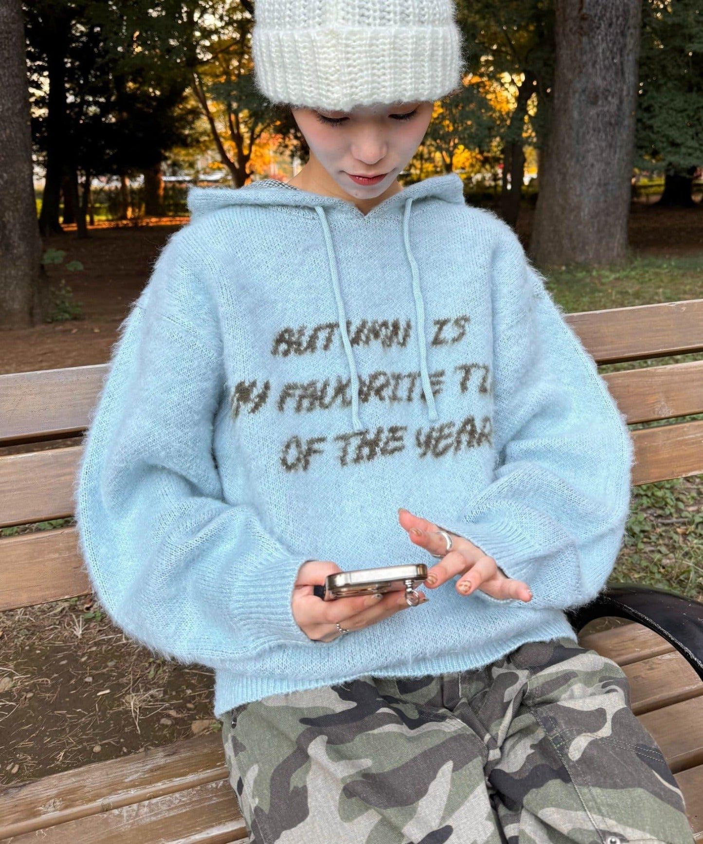 仿馬海毛質感字母針織連帽衫