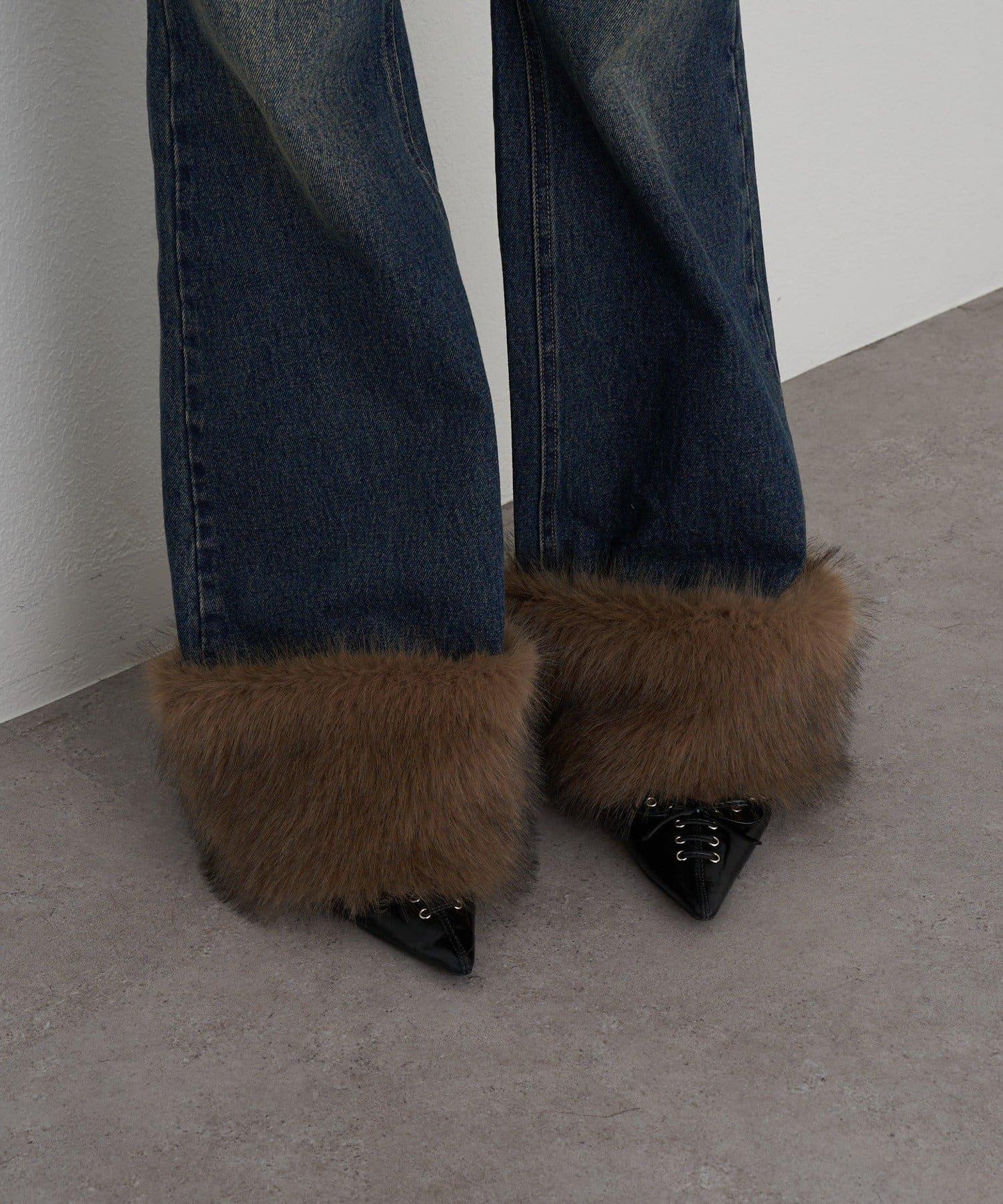 可拆卸毛絨拼接牛仔喇叭褲