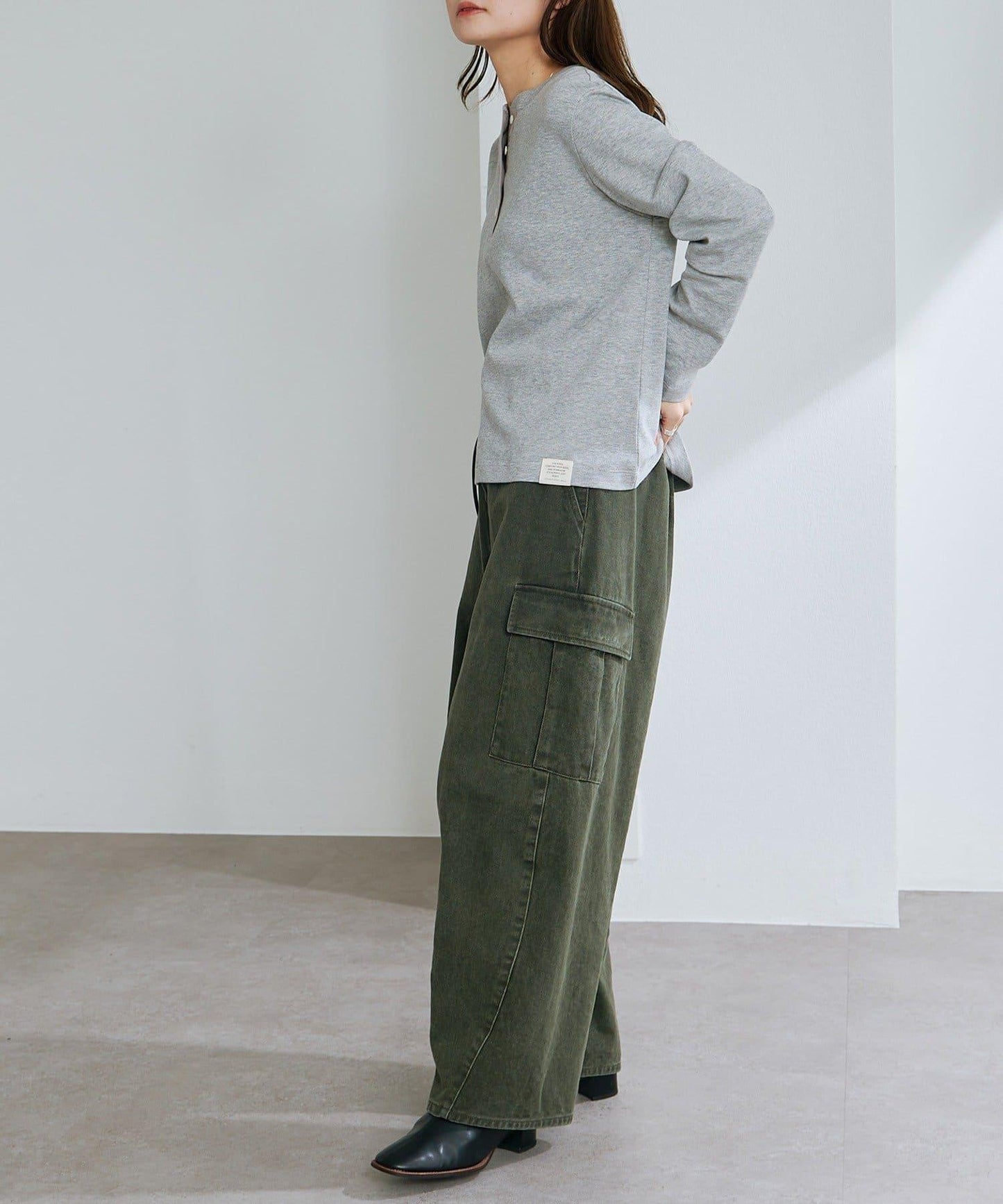 順滑磨毛雙面穿亨利領T恤