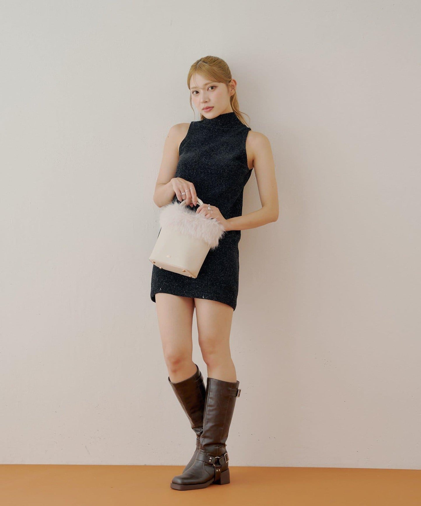 【Chico】天鵝絨無袖連衣裙+開衫套裝