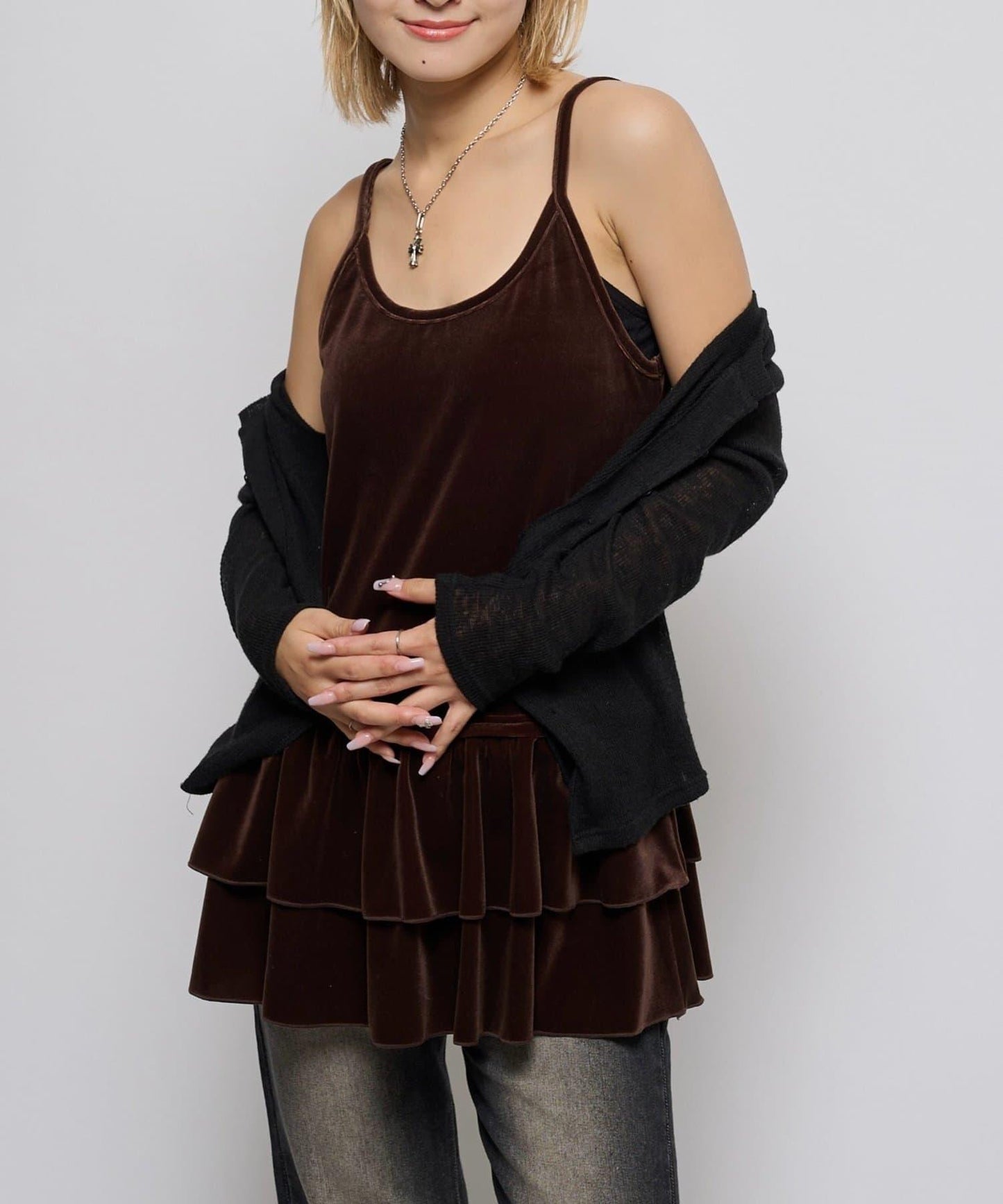 【WHO'S WHO gallery】天鵝絨荷葉邊長款上衣