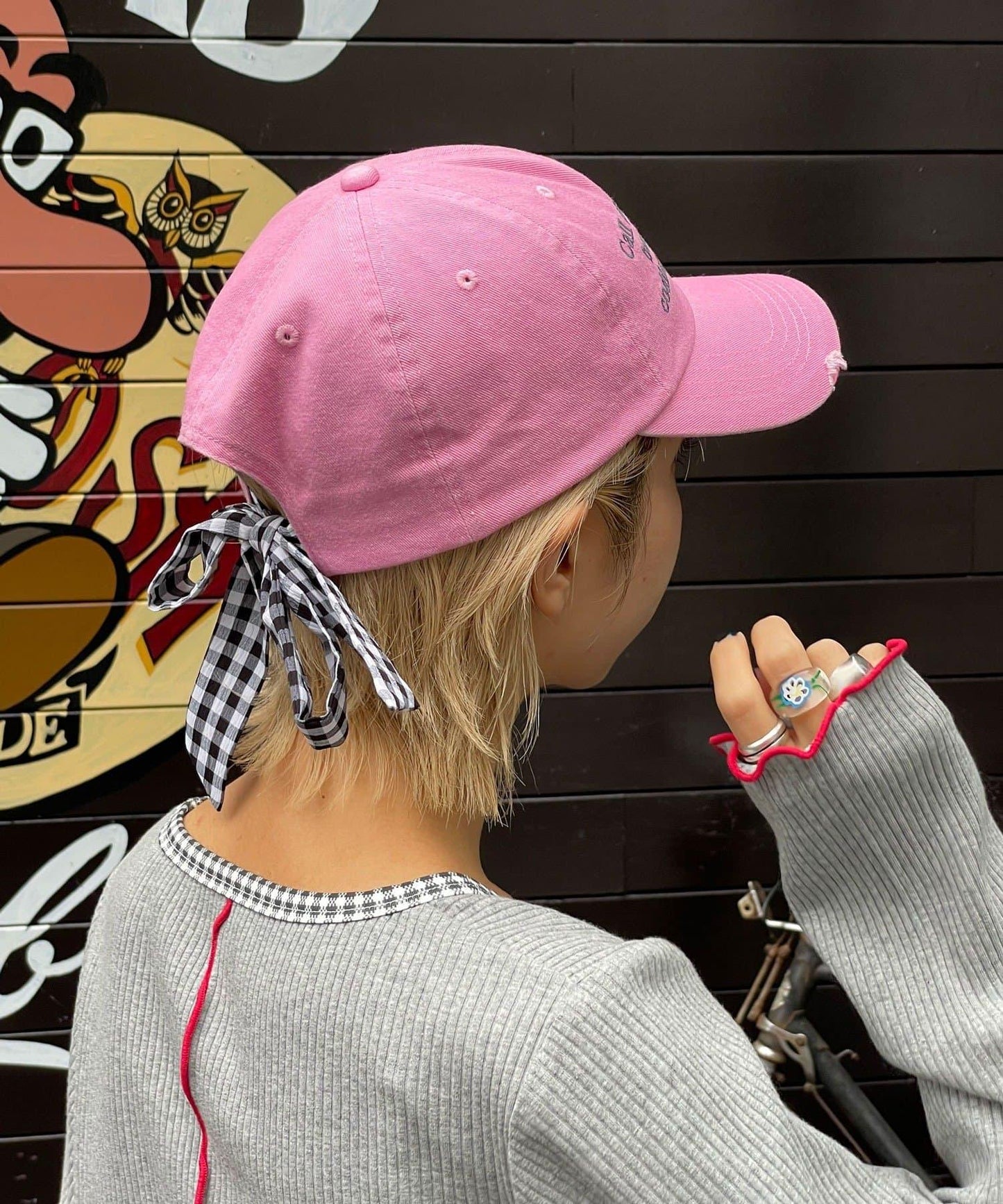 【HELLO.SANFRANCISCO/ハローサンフランシスコ】字母標語刺繡蝴蝶結棒球帽