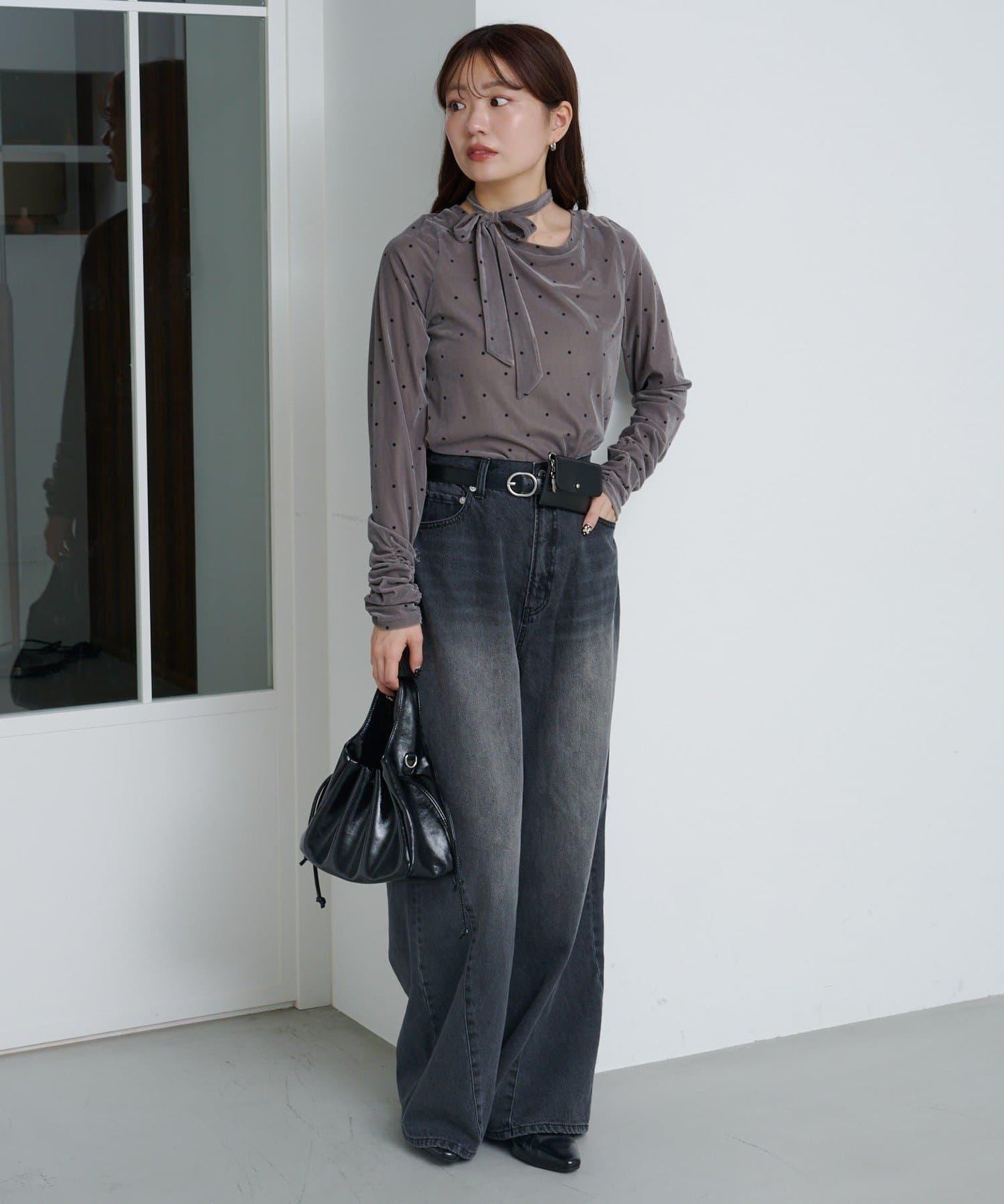 弧形縫線牛仔褲