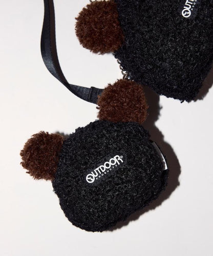 x BASICKS 仿羊羔絨小熊掛飾包