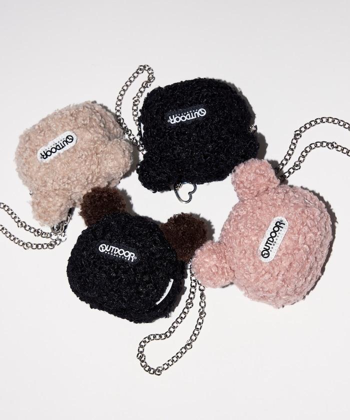 x BASICKS 仿羊羔絨小熊掛飾包