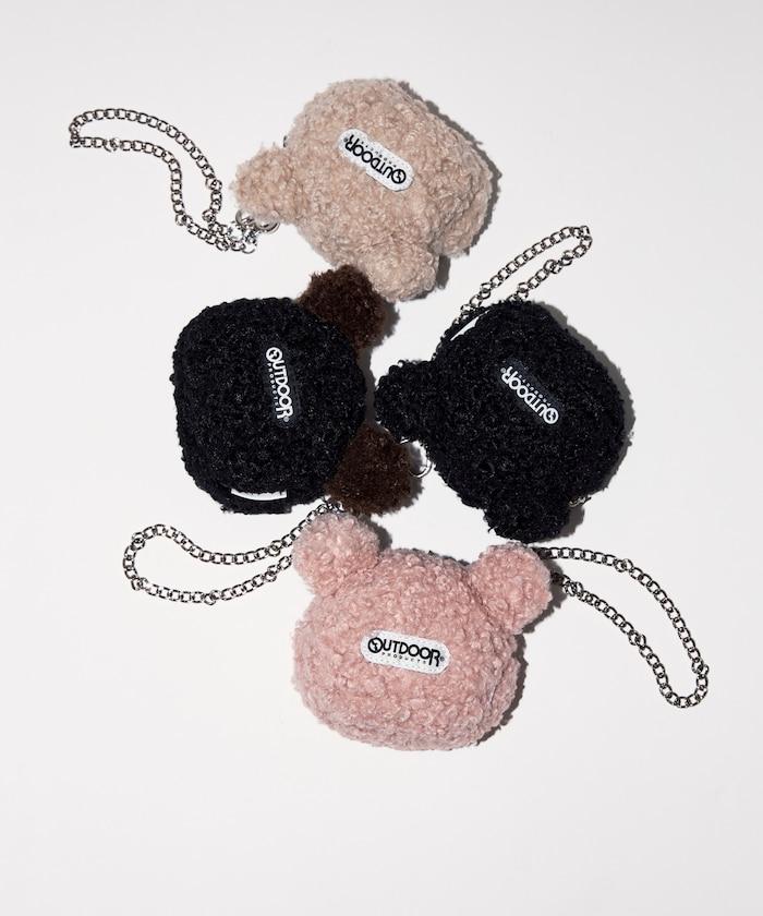 x BASICKS 仿羊羔絨小熊掛飾包