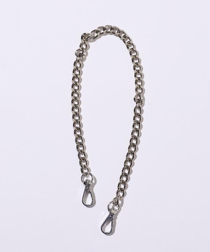 x BASICKS 仿羊羔絨小熊掛飾包