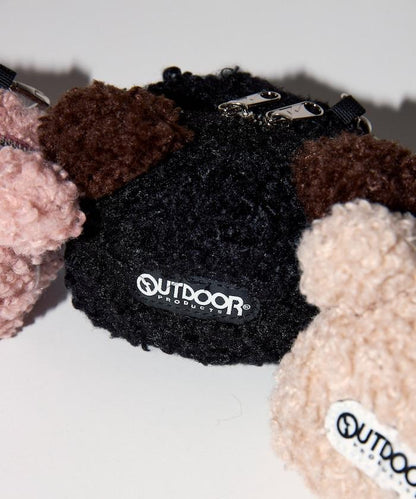 x BASICKS 仿羊羔絨小熊掛飾包