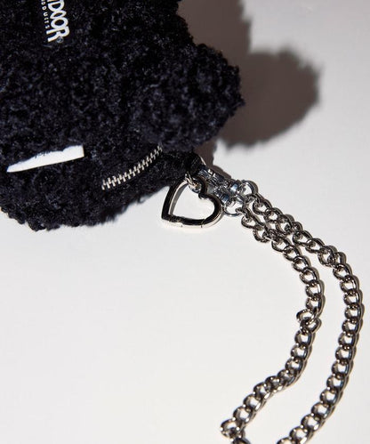 x BASICKS 仿羊羔絨小熊掛飾包