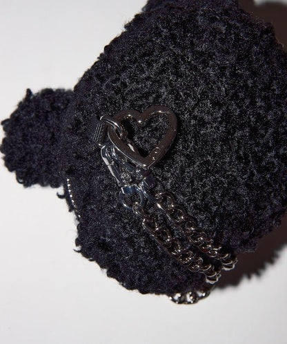 x BASICKS 仿羊羔絨小熊掛飾包