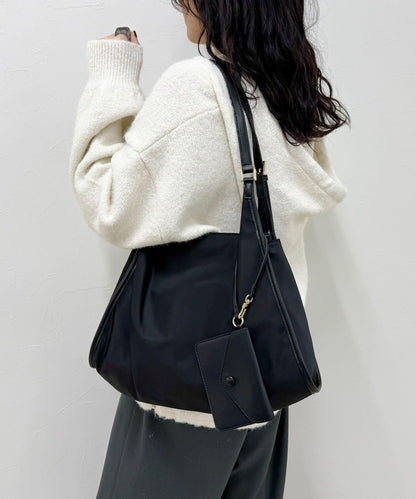 防潑水帶扣尼龍單肩包