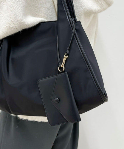 防潑水帶扣尼龍單肩包