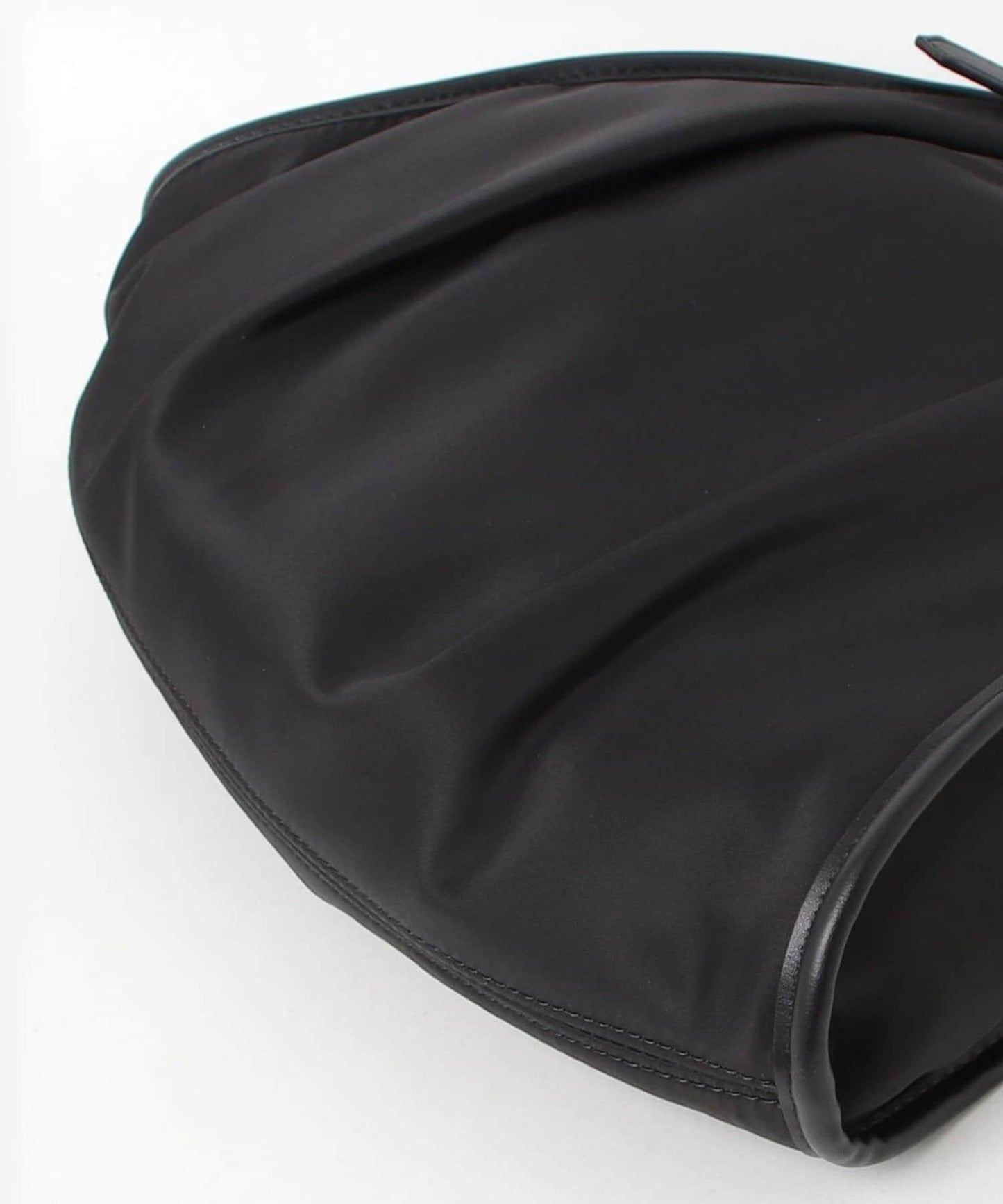 防潑水帶扣尼龍單肩包