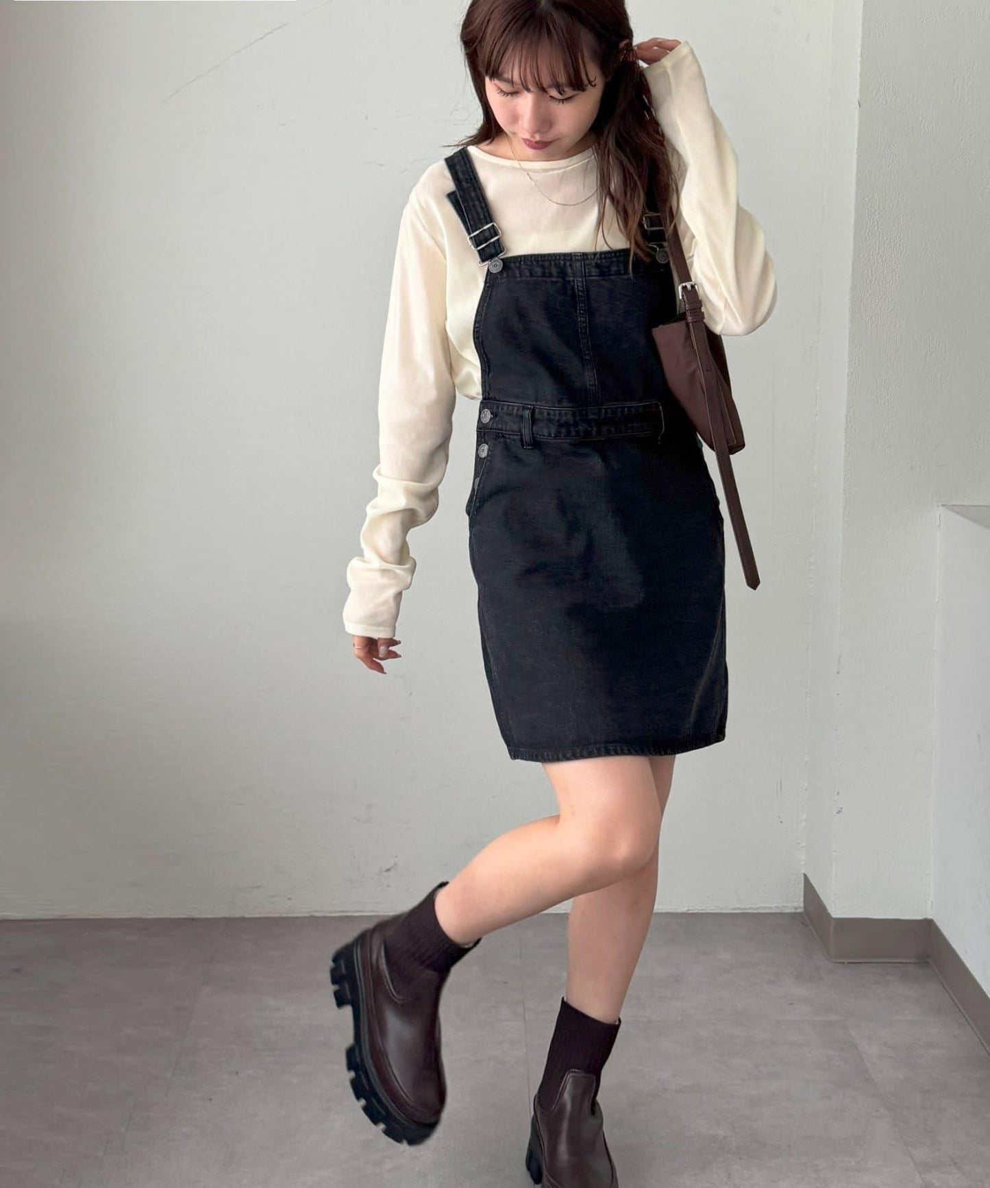 【Discoat】牛仔迷你揹帶裙